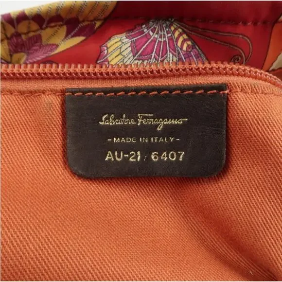 💎✨STUNNING✨💎AUTHENTIC Ferragamo Gancini Tote Bag - Picture 16 of 16